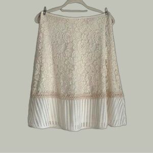 Forever 21 lace overlay lined a-line skirt size L